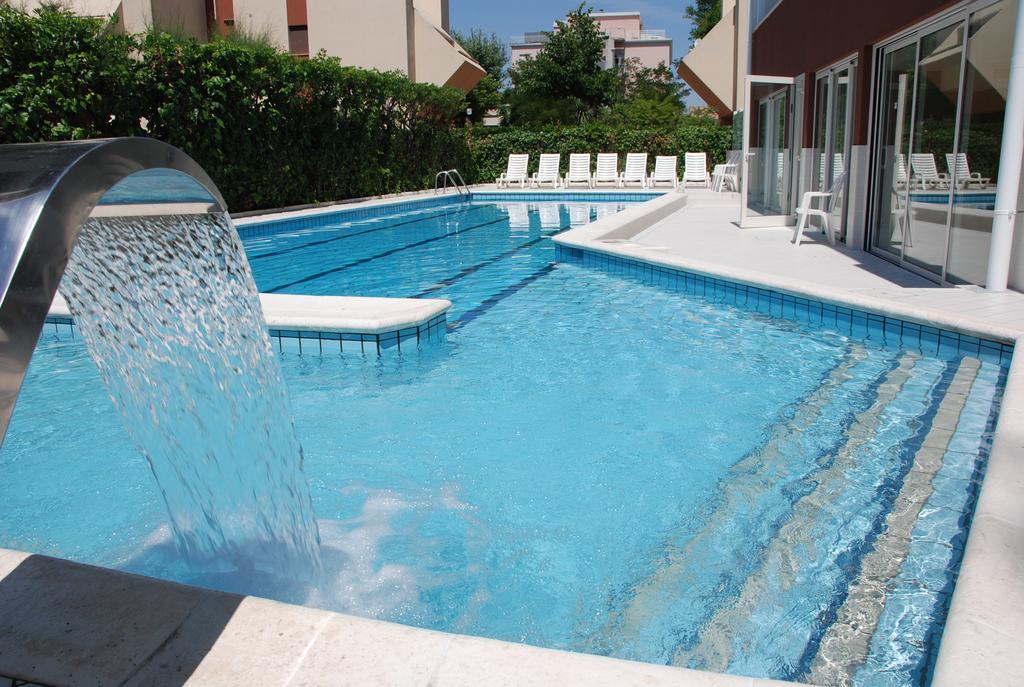 Noha Suite Hotel Riccione Exterior photo